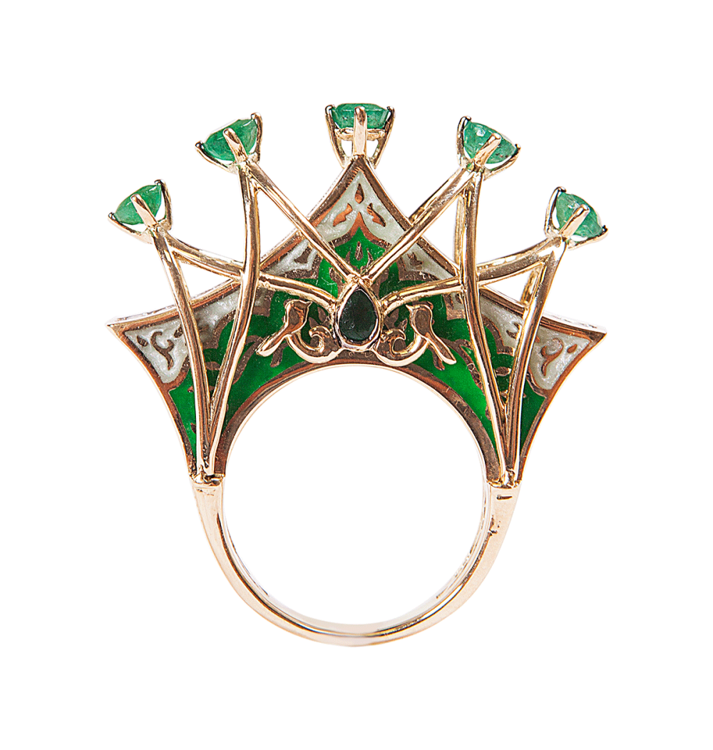 Crowned Tree